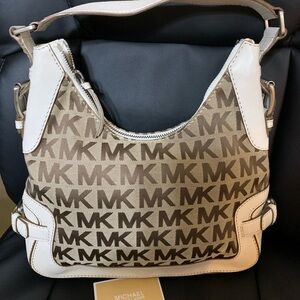 Michael Kors 🤎🤍Brown & white leather/canvas vintage shoulder bag